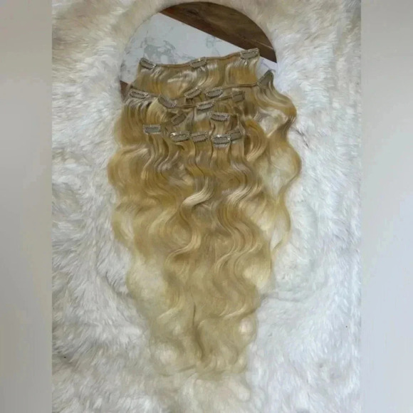 22 Inch Human hair Light Blonde Clip in extensions - Picture 5 of 6